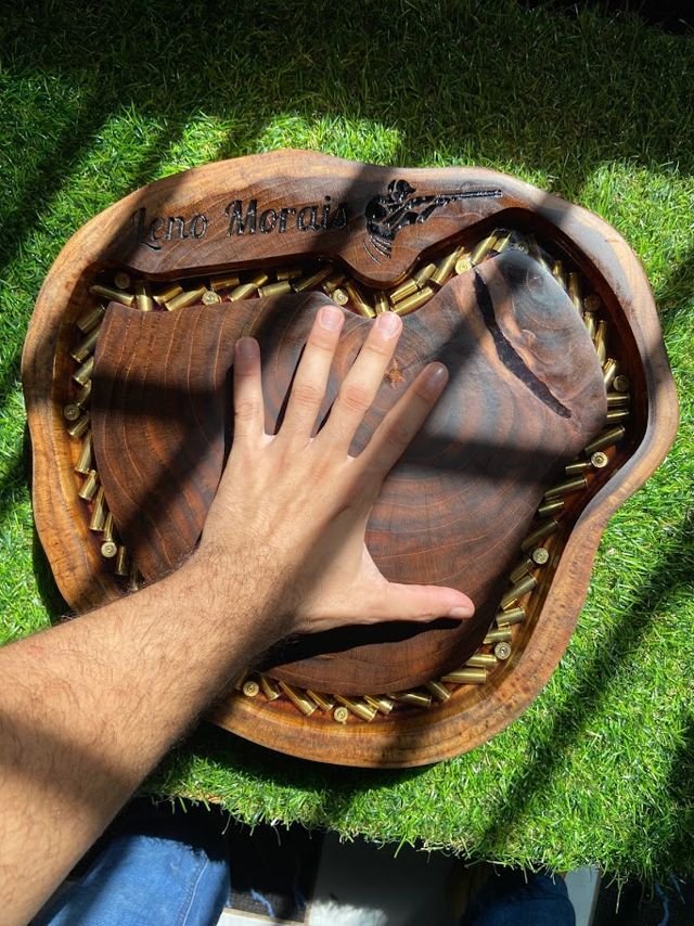 Petisqueira personalizada com cápsulas feita na CNC Router