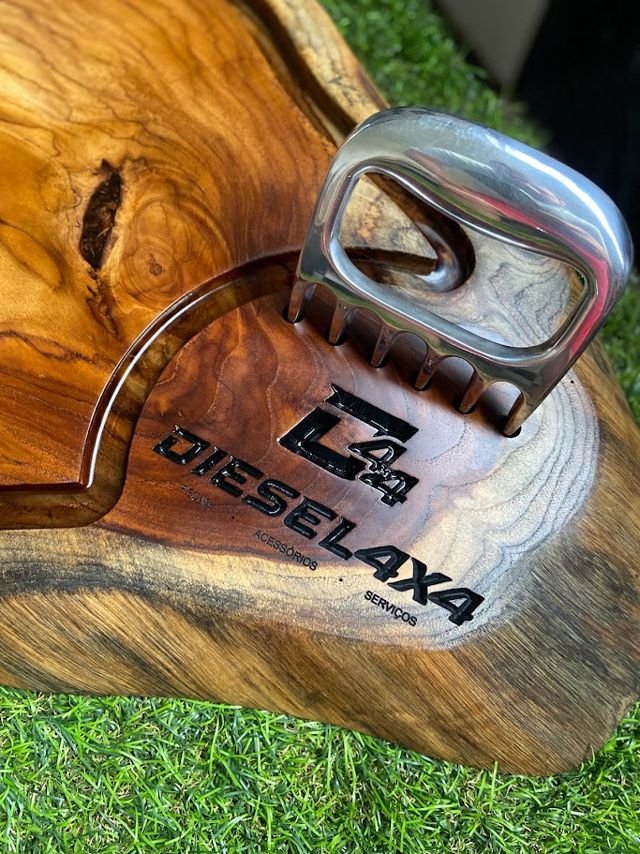 Tábua com encaixe para garra feita na CNC Router